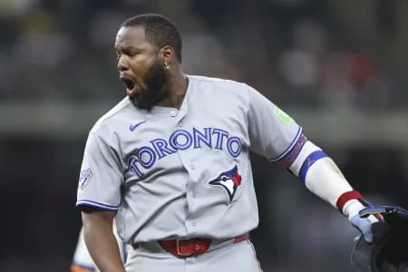 Toronto Blue Jays first baseman Vladimir Guerrero Jr. (27) reacts after a play during the fifth inning against the Houston Astros at Daikin Park.